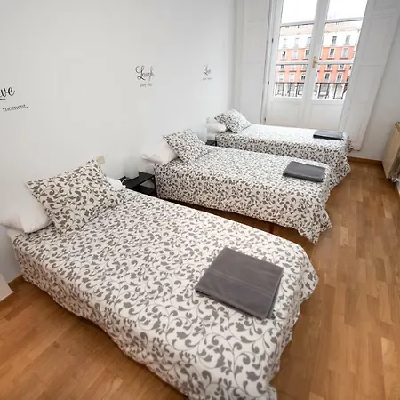 Espacios Blanco Plaza Mayor - Con Vistas. Apartment *