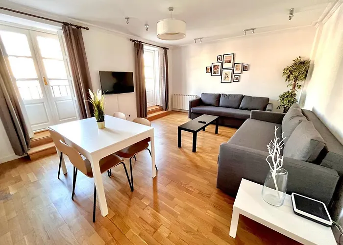 Espacios Blanco Plaza Mayor - Con Vistas. Apartamento Valladolid